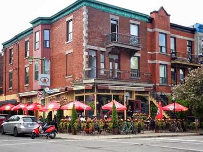 Bizarro Books as Resistance: Mona Swan LeSueur