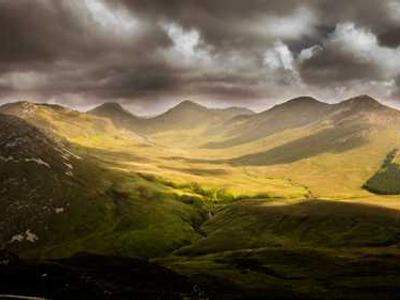 Flash Fiction Fridays: Coming Attractions