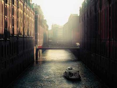 Flash Fiction Fridays: The Light Pierces Bone